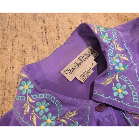 Vintage Lot of 5 Dian Von Furstenberg Size 1X Silk Button Embroidered Shirt - Picture 11 of 16